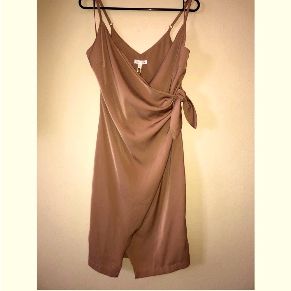 🎉HP🎉 Leith Satin Wrap Dress